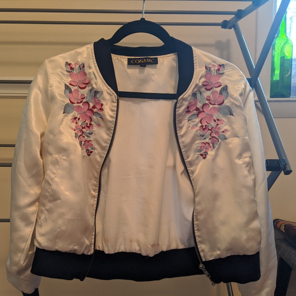Cropped bomber jacket